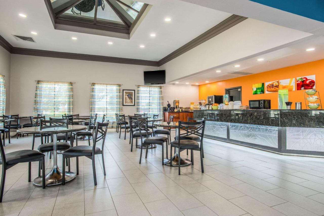 Quality Suites Lake Charles Downtown Dış mekan fotoğraf